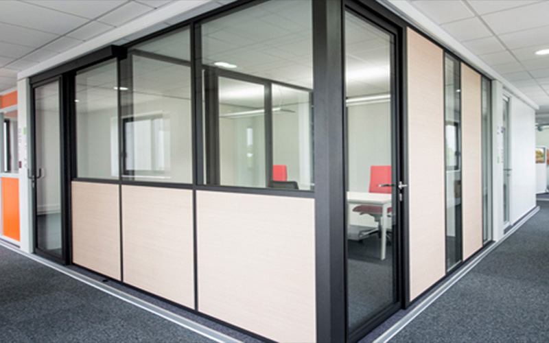 Aluminium Partition Services In Kanpur